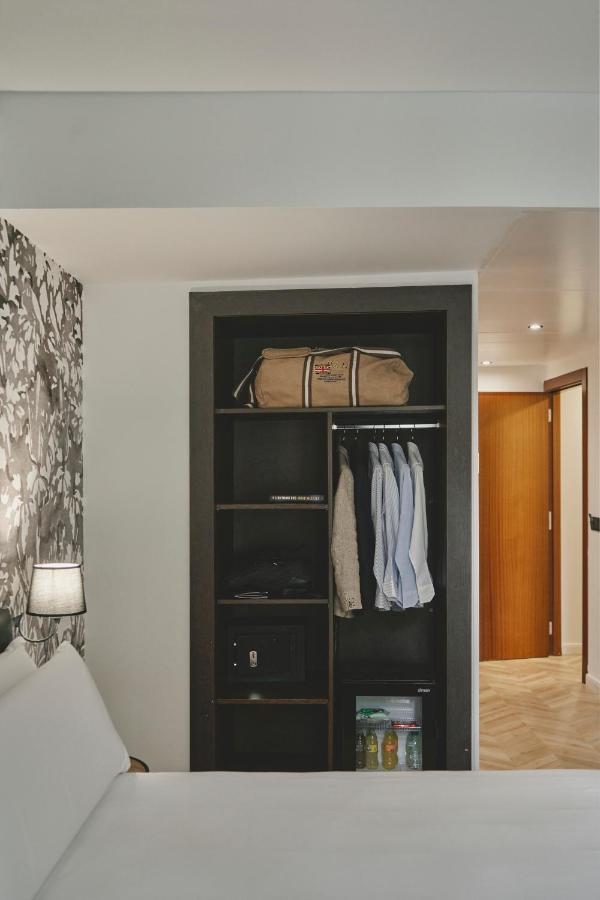 Oriente Atiram Hotel Barcelona Bagian luar foto