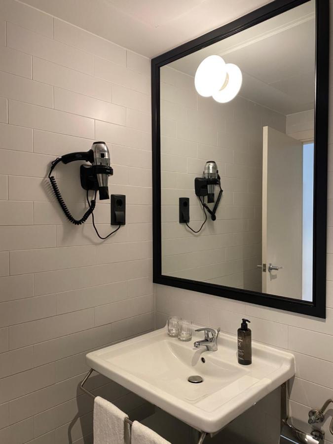 Oriente Atiram Hotel Barcelona Bagian luar foto