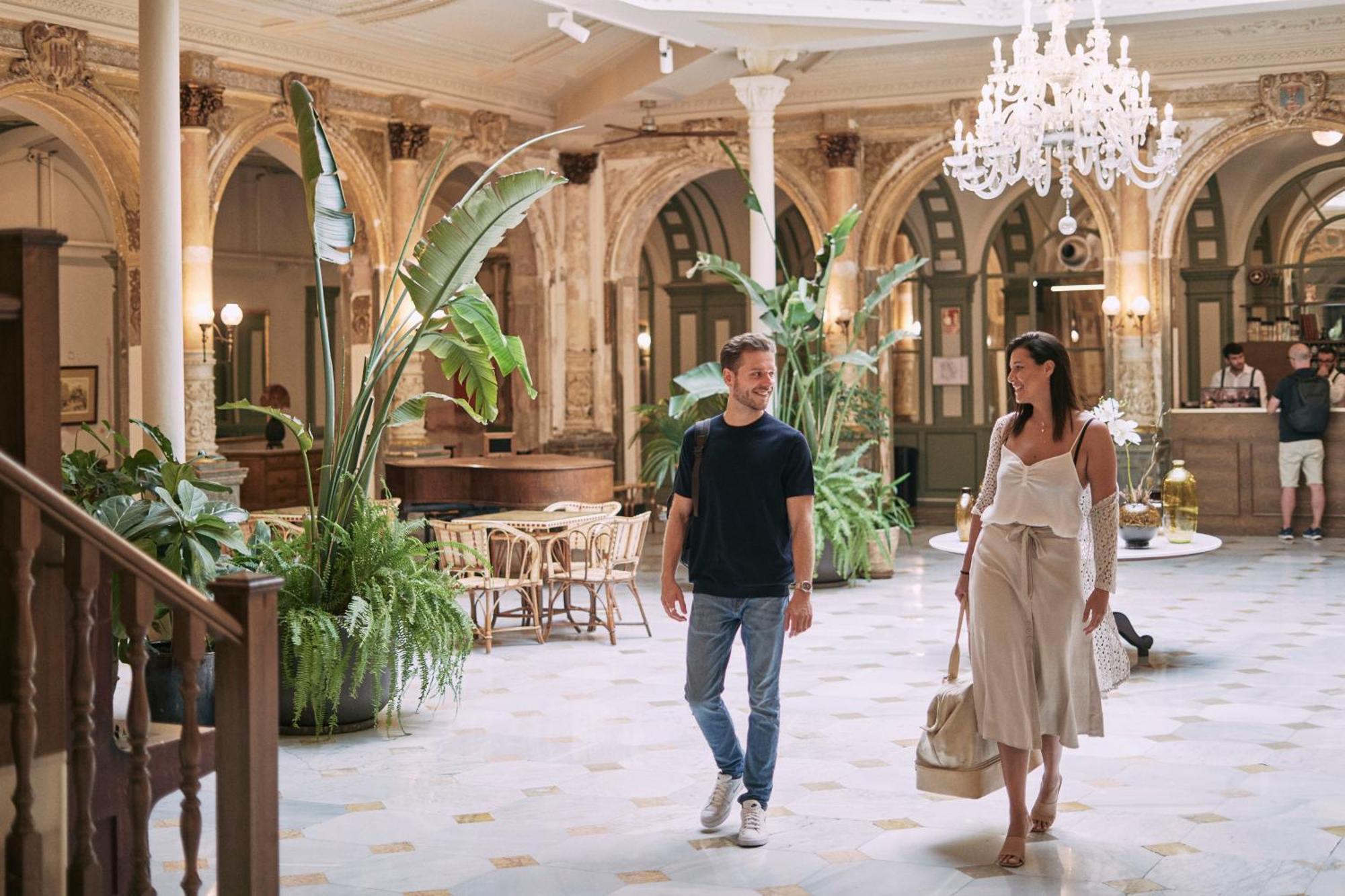 Oriente Atiram Hotel Barcelona Bagian luar foto