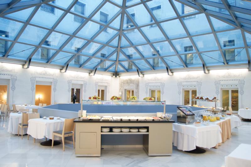 Oriente Atiram Hotel Barcelona Bagian luar foto